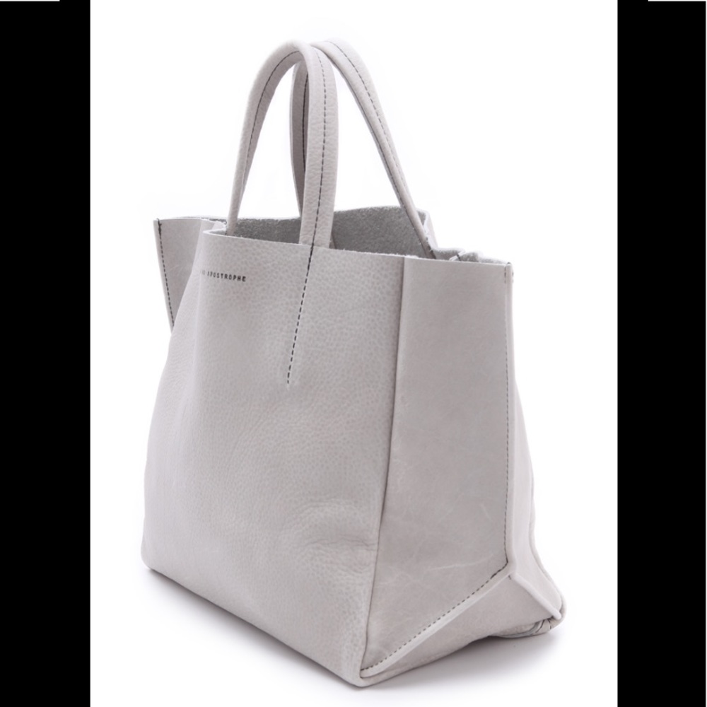 Ampersand as Apostrophe 
Cabana Canary half tote